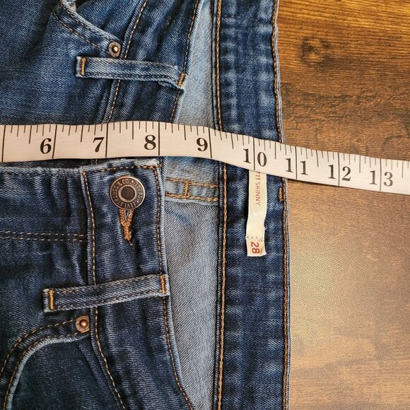 Levi's Jeans Size 28 Low Rise 711 Skinny Medium Light Wash Stretch Denim Western - Picture 10 of 13